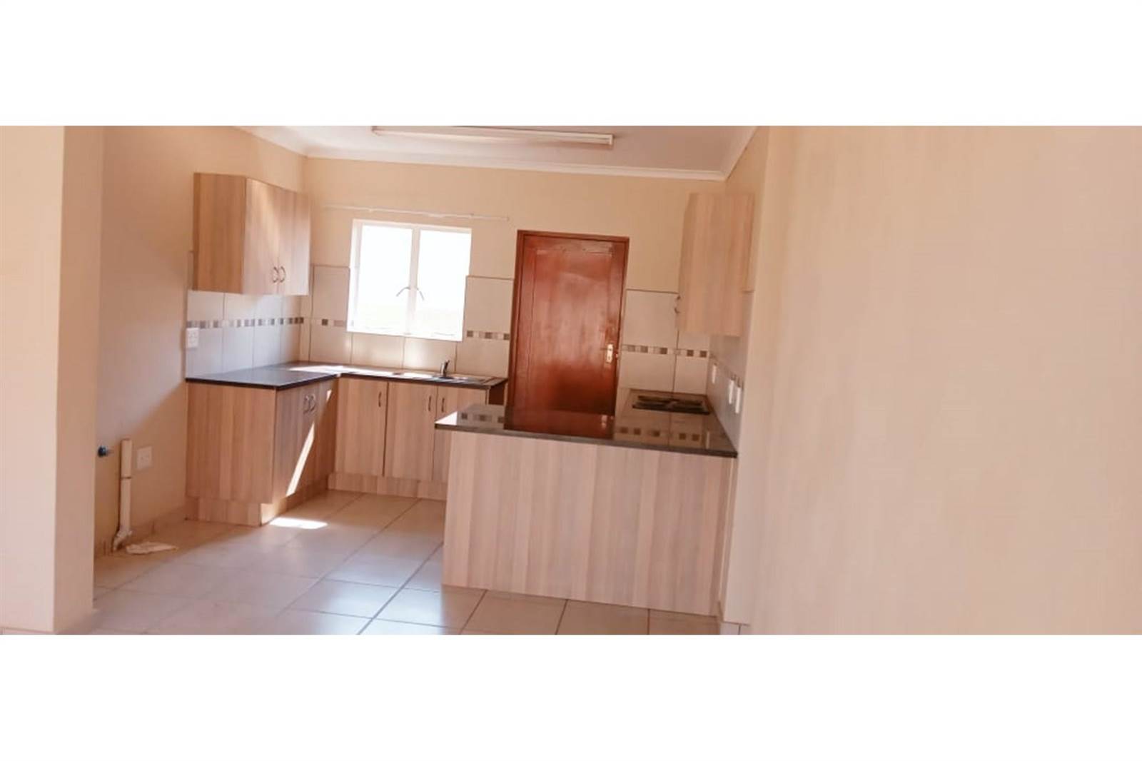 3 Bed House in Waterkloof photo number 8