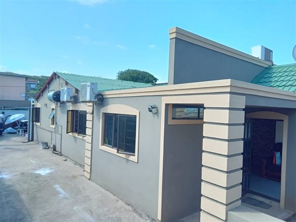 3 Bed House in Trenance Manor