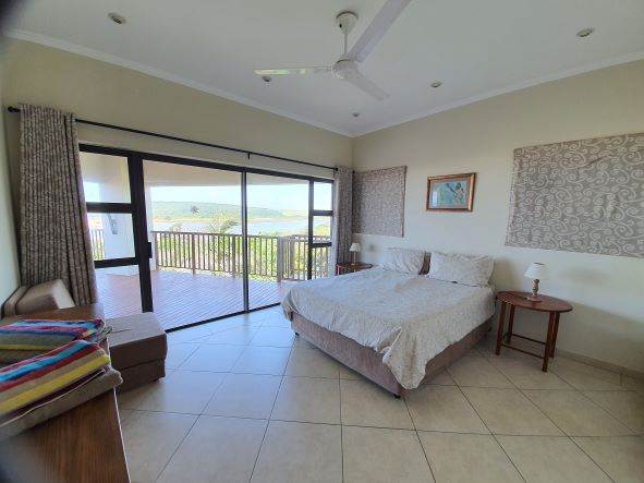 4 Bed House in Tugela Mouth photo number 7