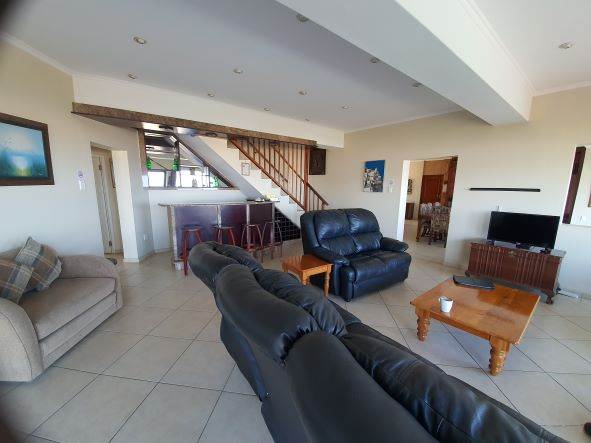 4 Bed House in Tugela Mouth photo number 8