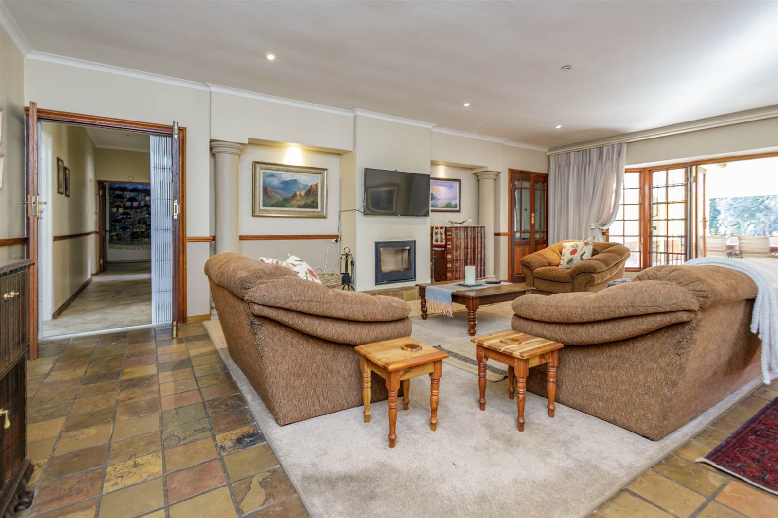 4 Bed House in Northcliff photo number 22