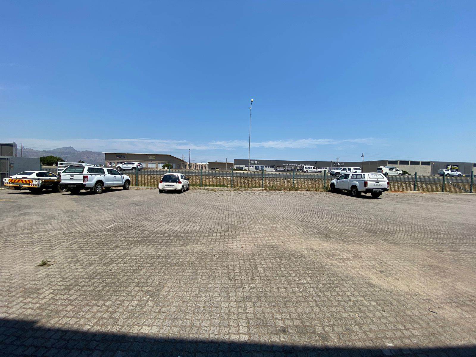 154  m² Industrial space in Somerset West Business Park photo number 8