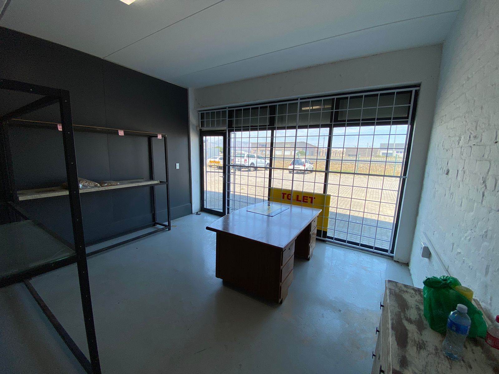 154  m² Industrial space in Somerset West Business Park photo number 13