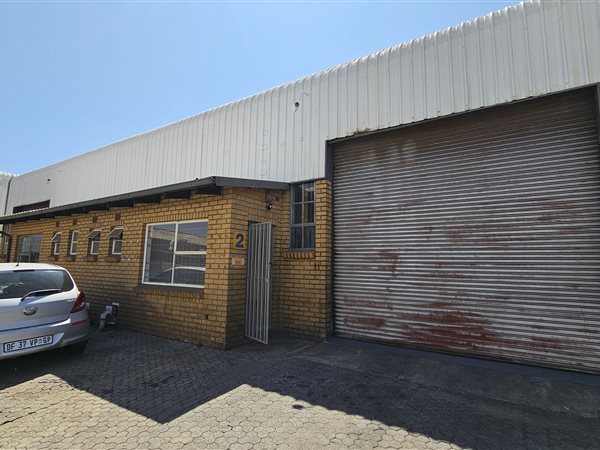 247  m² Industrial space