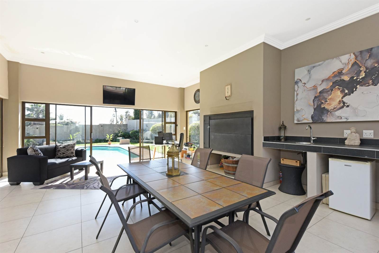 5 Bed House in Bryanston photo number 17