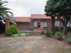 3 Bed House in Rensburg
