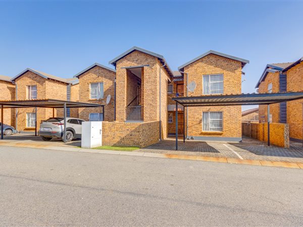 2 Bedroom House