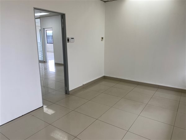 268  m² Commercial space in Westville