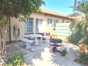 3 Bed Simplex in Montana Park