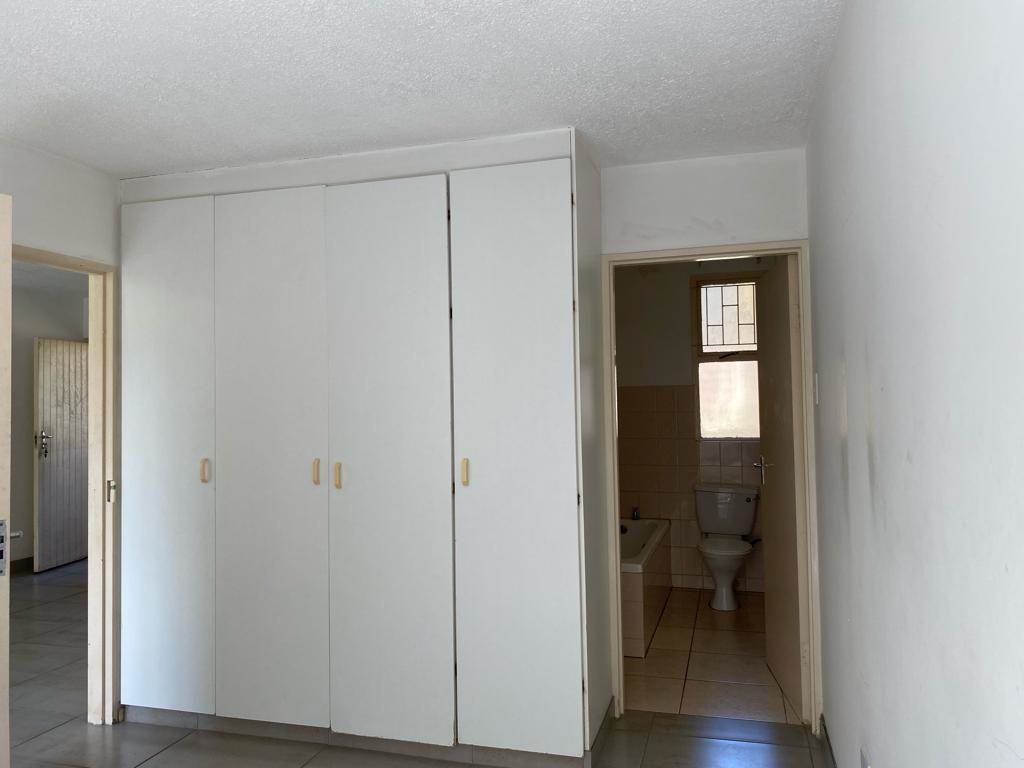 1 Bed Apartment in Westville photo number 6