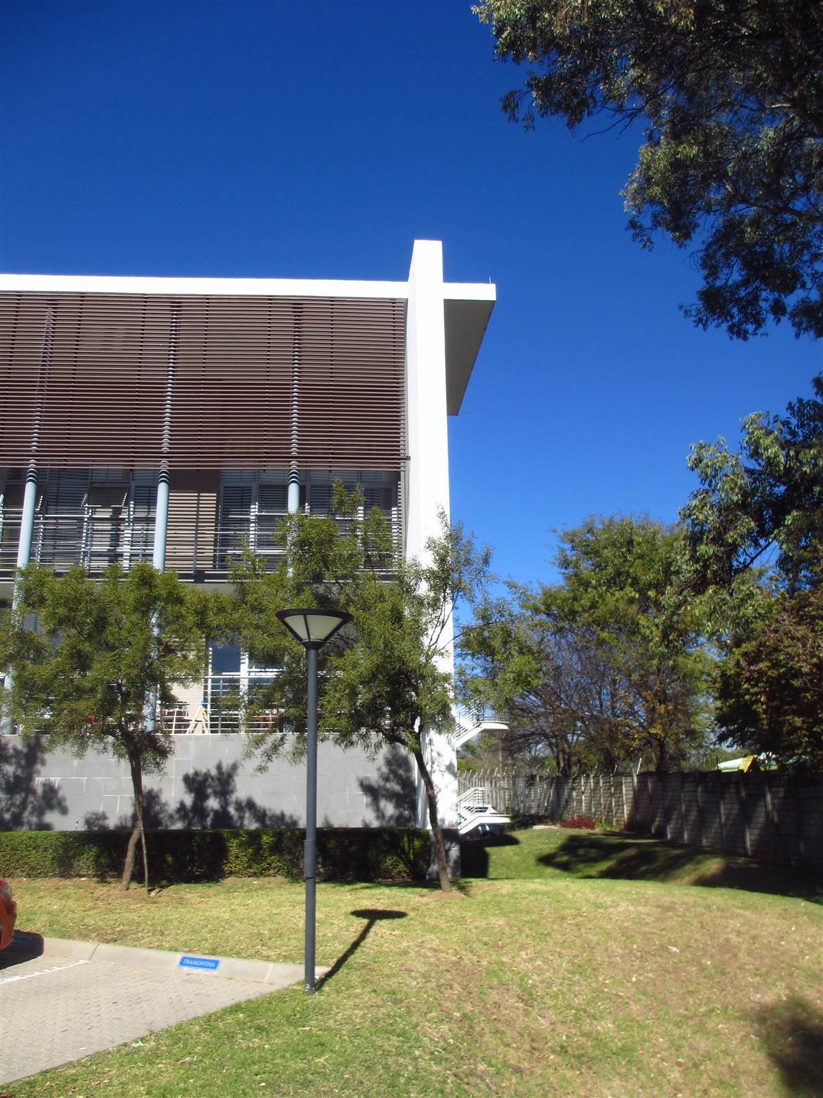 415  m² Commercial space in Fourways photo number 6