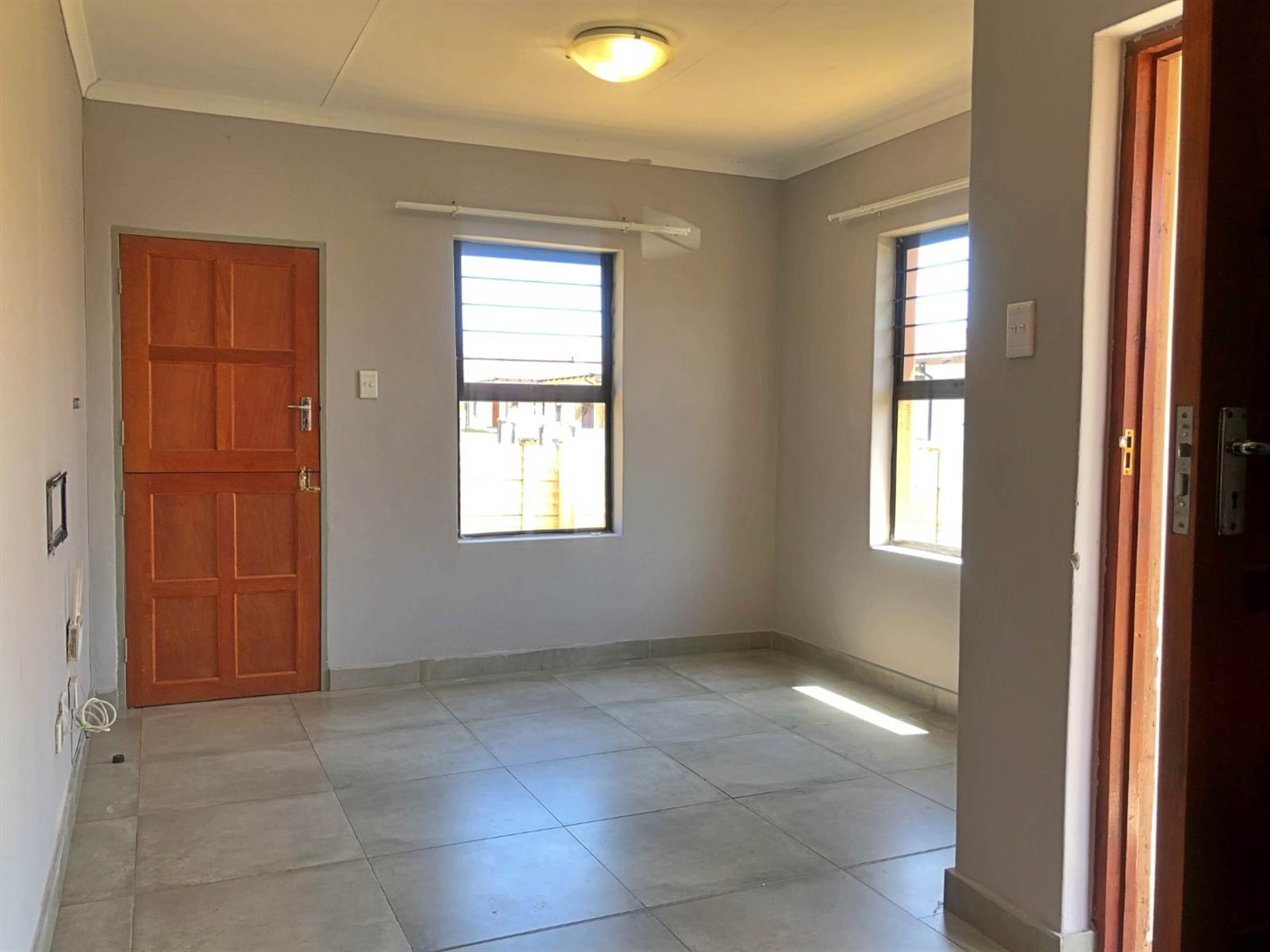 3 Bed House in Waterval East photo number 4