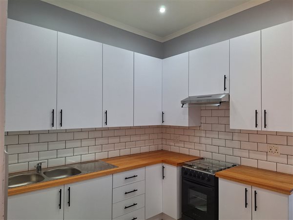 1 Bed Apartment in Selection Park