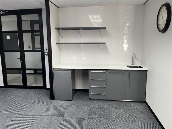 120  m² Office Space