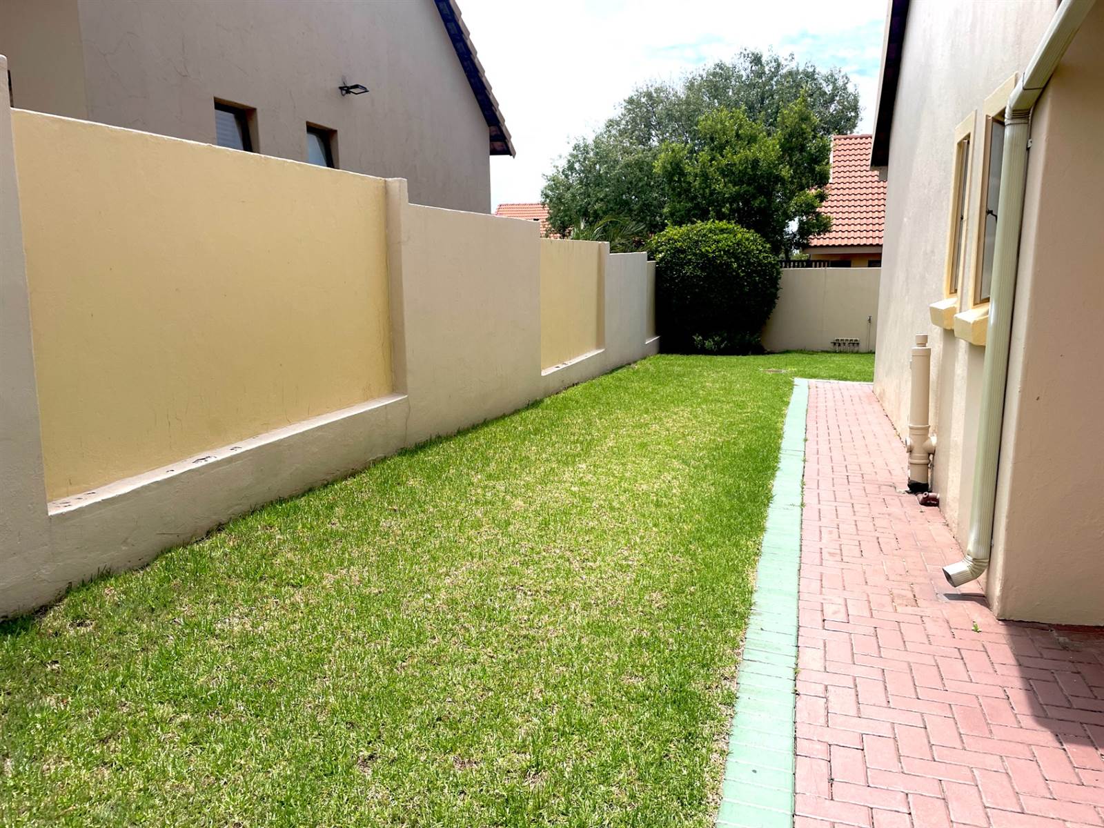4 Bed House in Brooklands Lifestyle Estate photo number 14