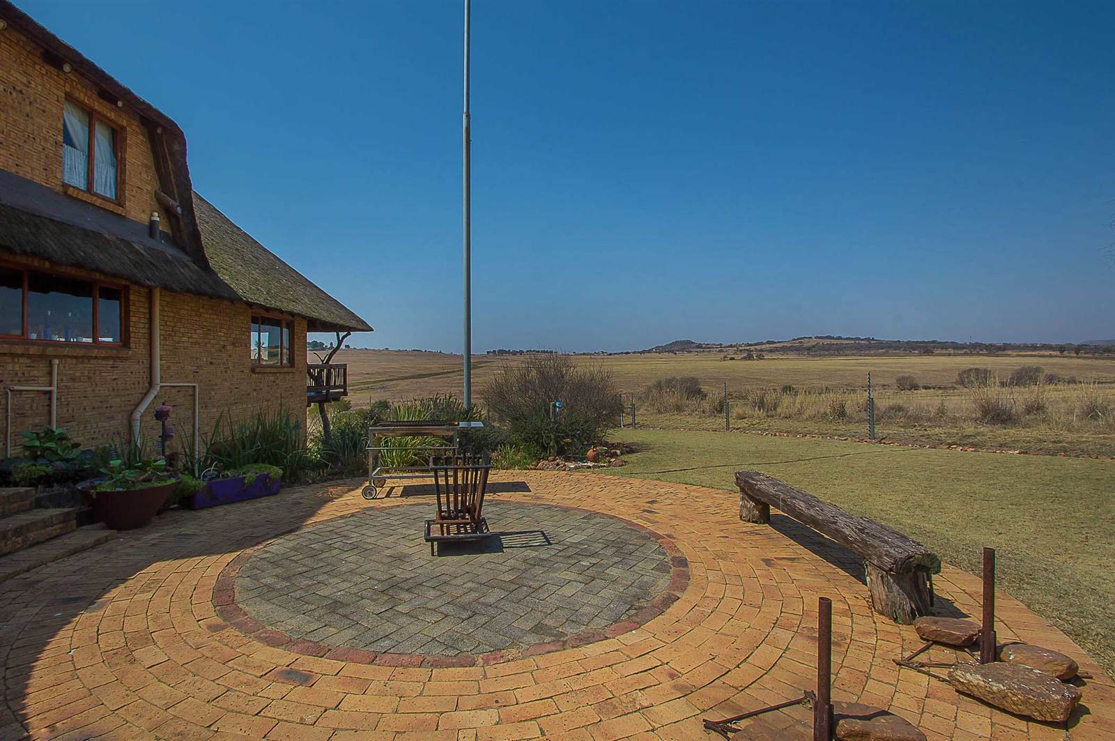 4 Bed House in Sterkfontein and surrounds photo number 9