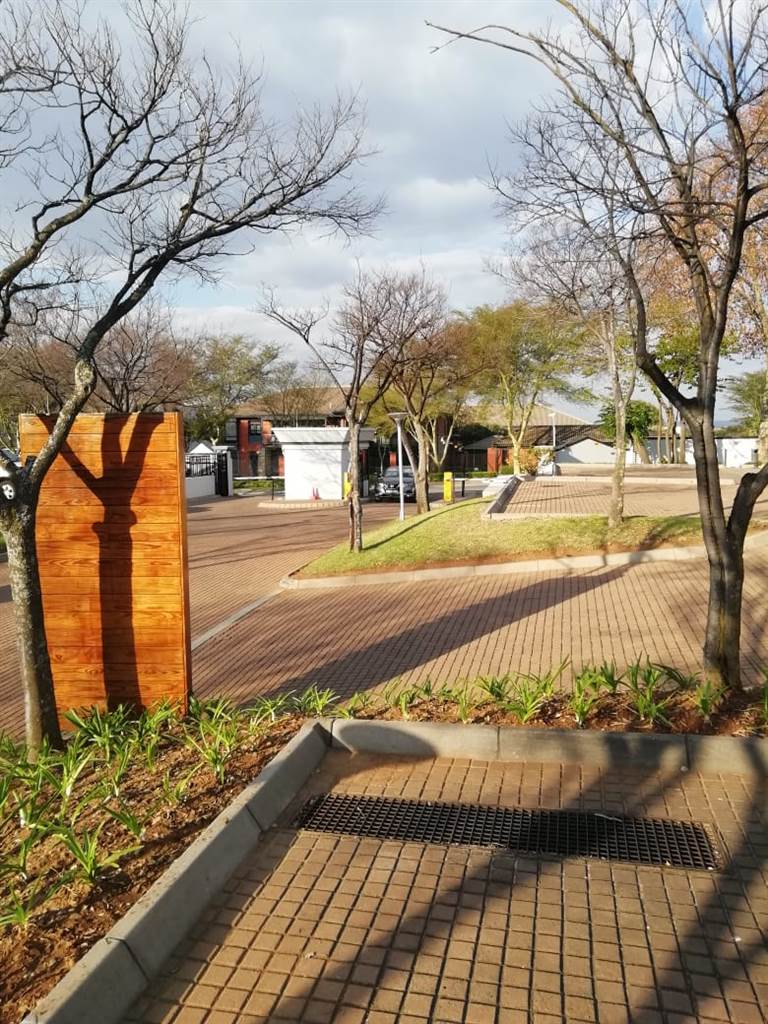 4076  m² Commercial space in Bryanston photo number 10