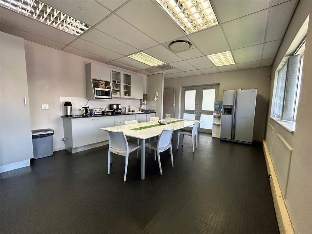 409  m² Commercial space in Blackheath photo number 15
