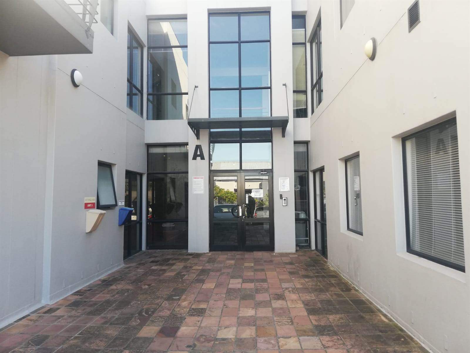 145  m² Office Space in Bellville Central photo number 21
