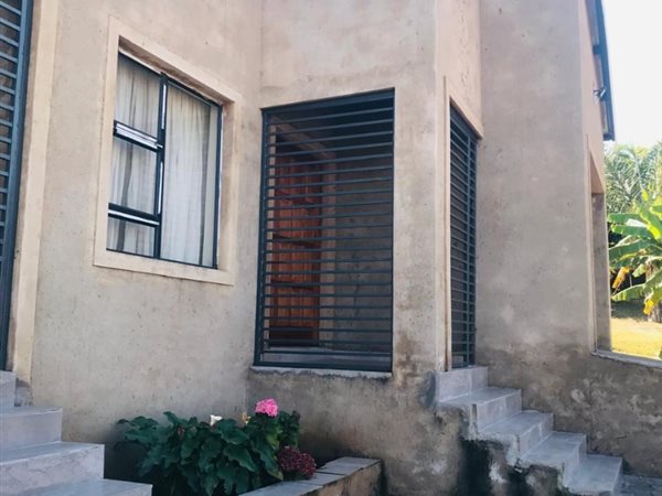 3 Bedroom House 3 Bedroom House
