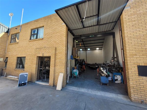 260  m² Industrial space