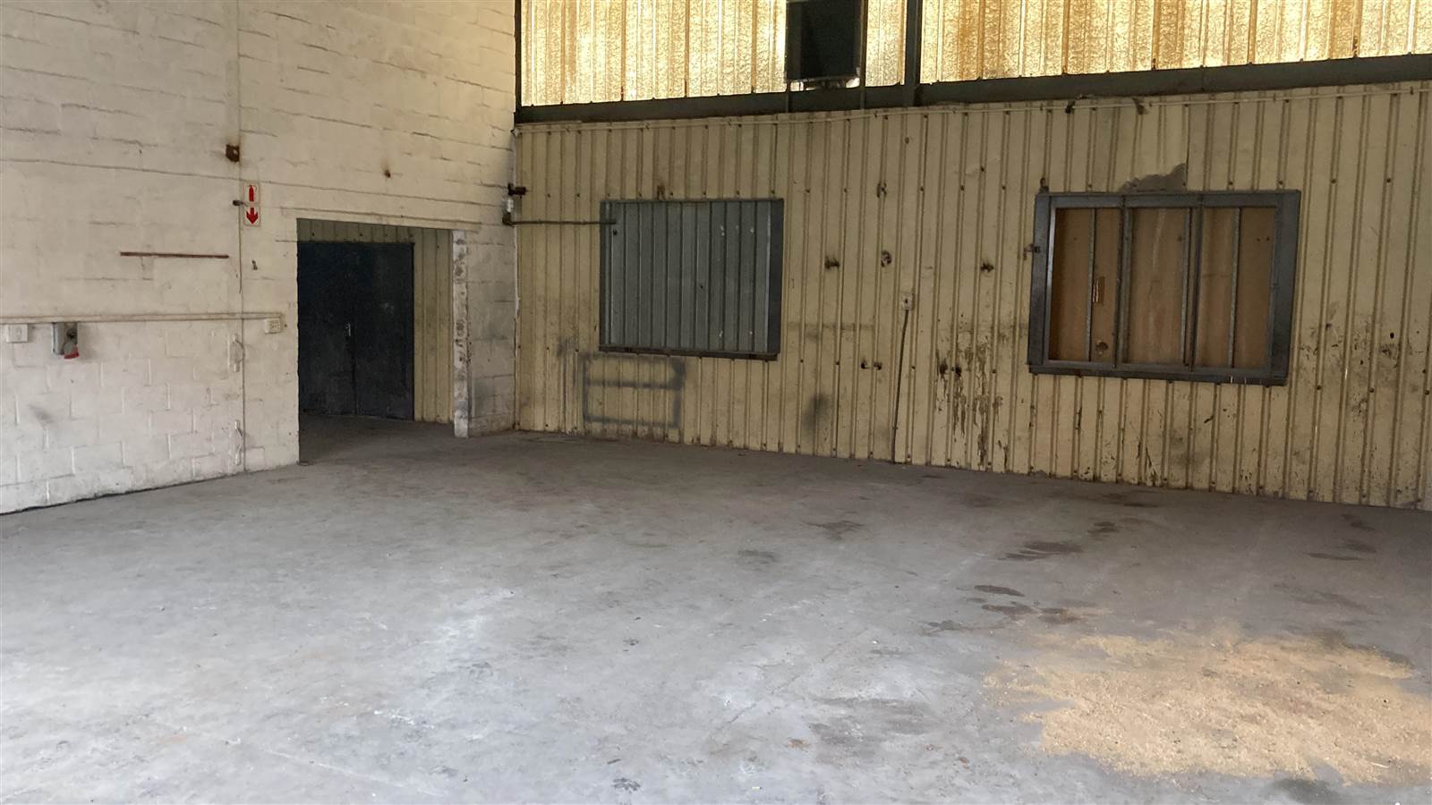 220  m² Industrial space in Kuilsriver photo number 4