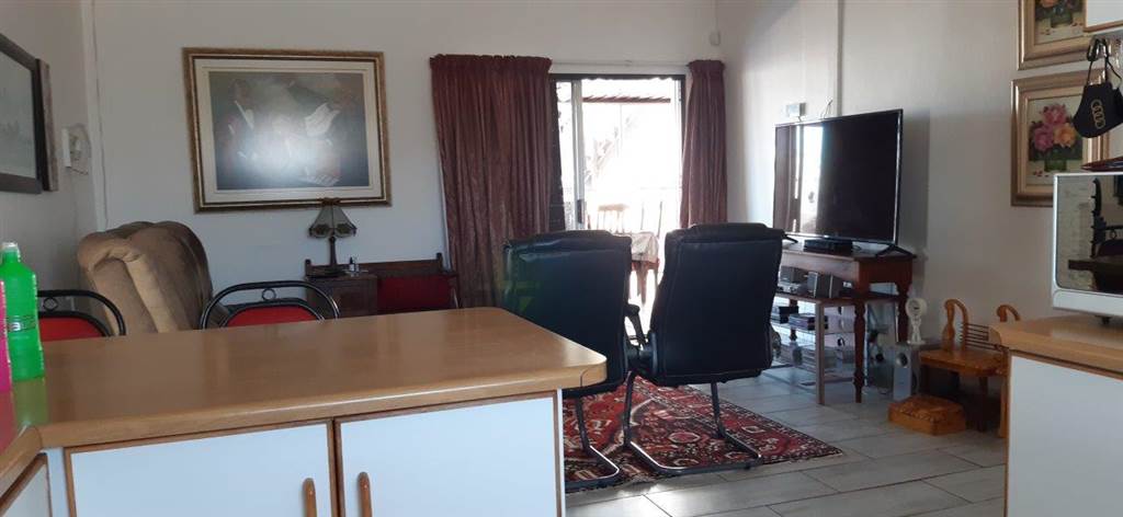 5 Bed House in Port Nolloth photo number 10