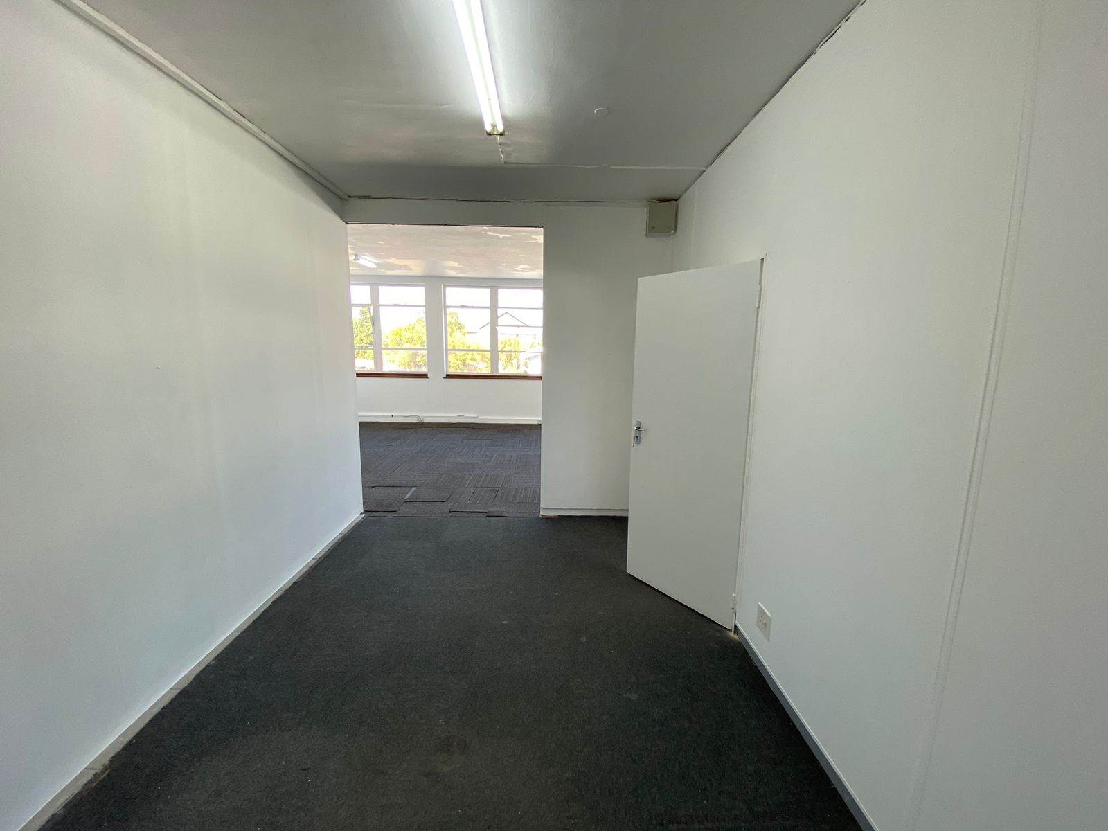 483  m² Commercial space in Somerset West Central photo number 11