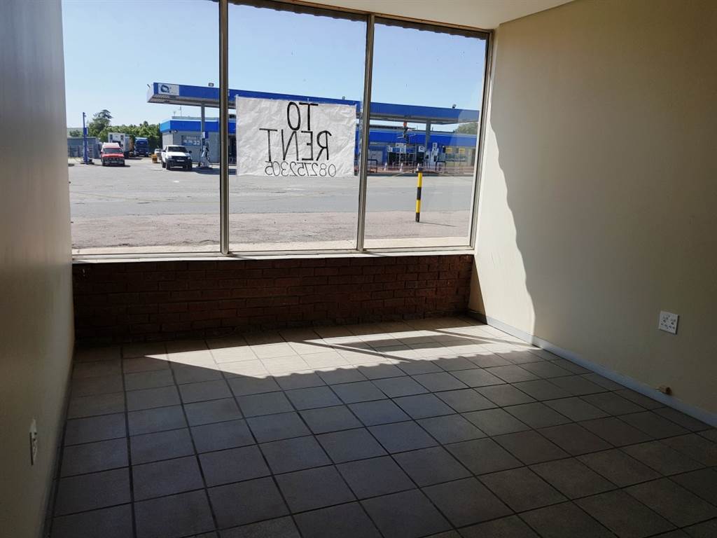 Commercial space in Harrismith photo number 7