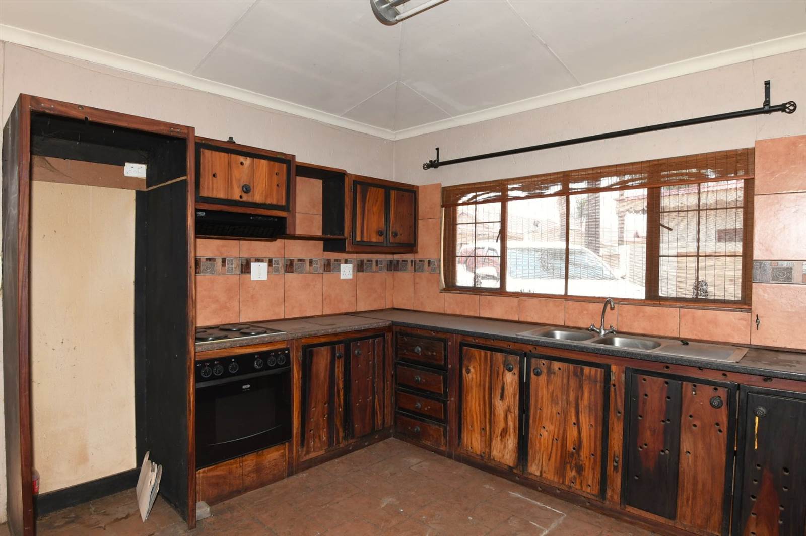 2 Bed Townhouse in Dal Fouche photo number 4