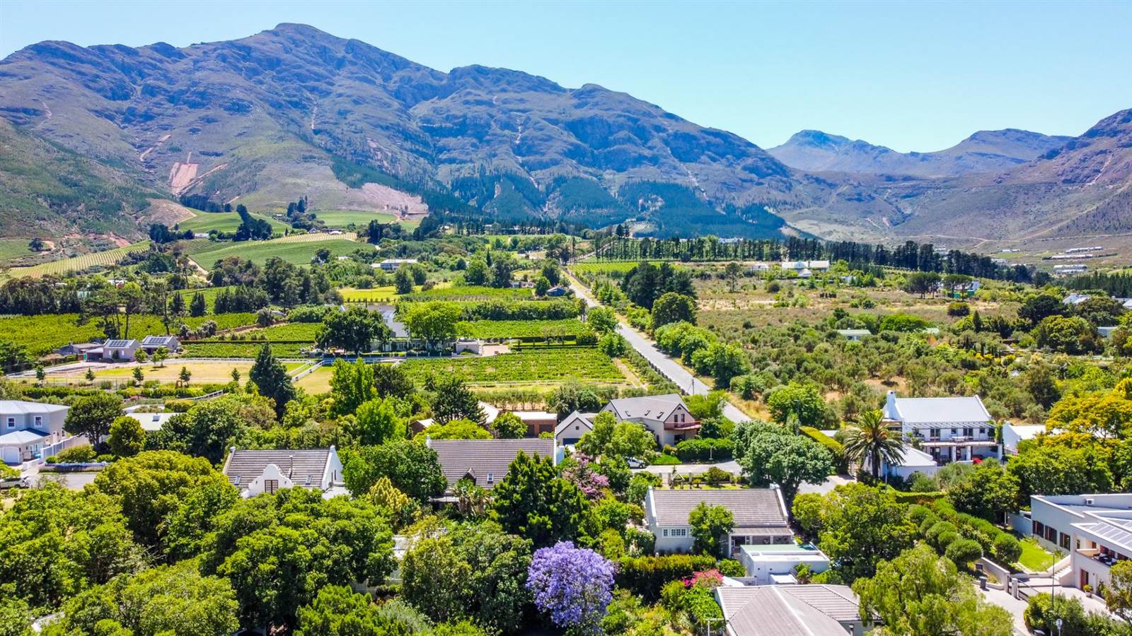 7 Bed, Bed and Breakfast in Franschhoek photo number 4