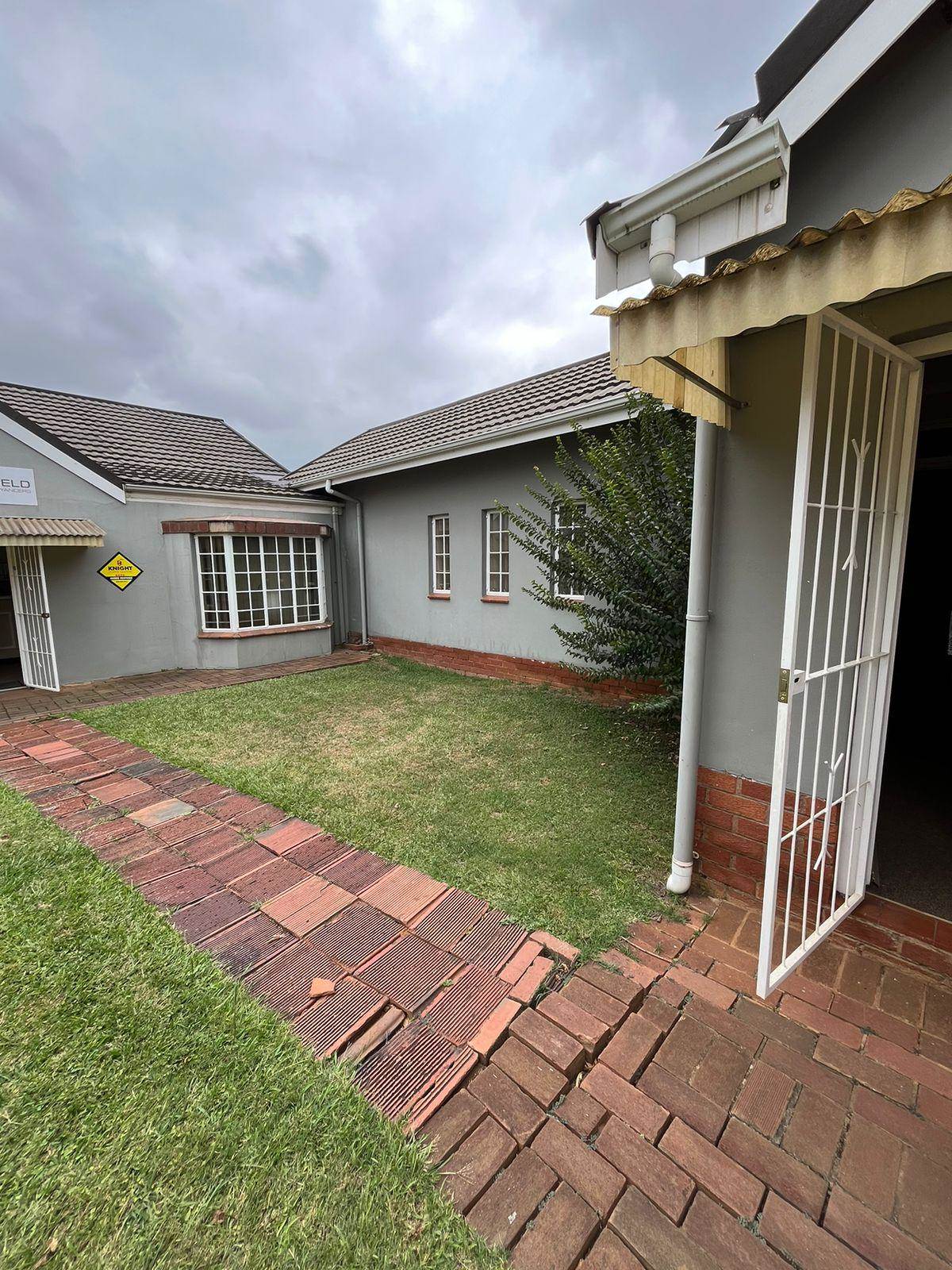 67  m² Commercial space in Howick photo number 2