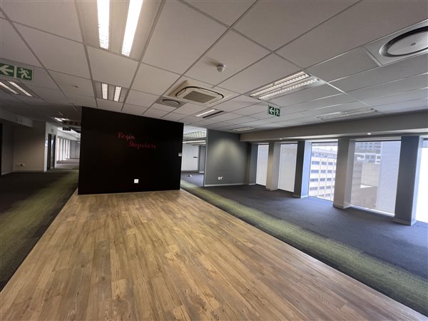 390  m² Commercial space in Cape Town City Centre