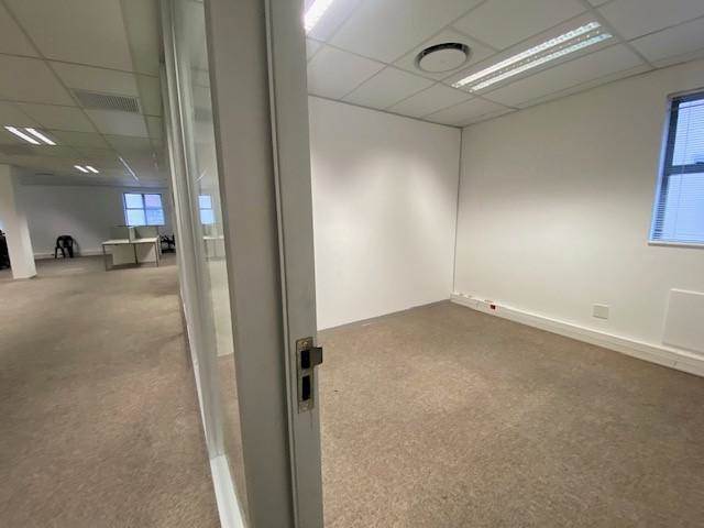 1031  m² Commercial space in Century City photo number 16