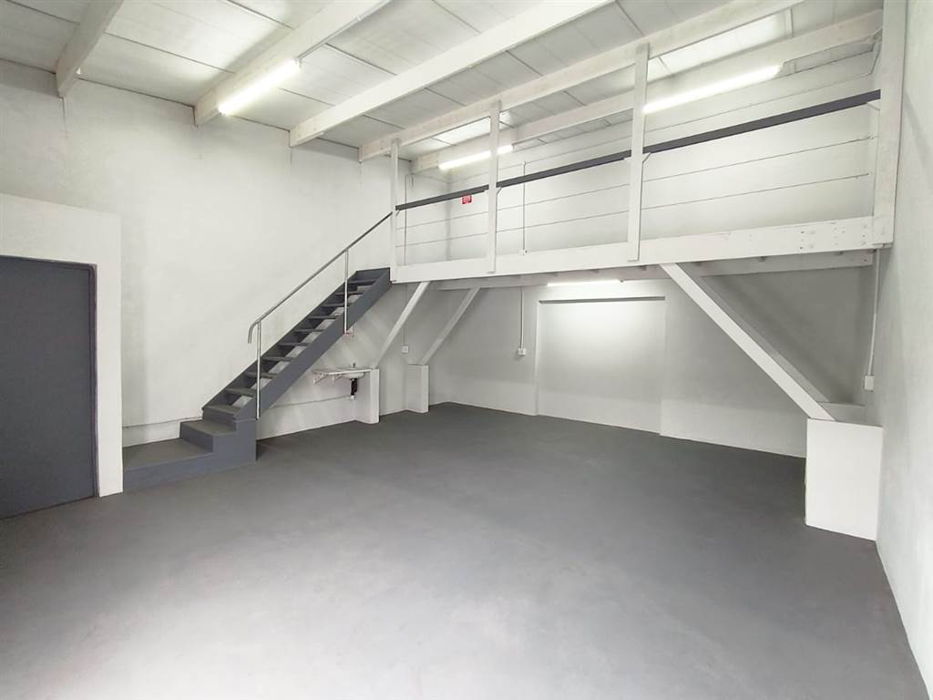 50  m² Commercial space in Alton photo number 6