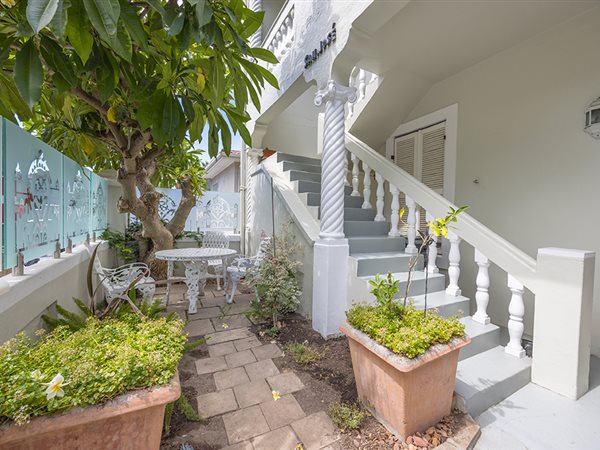 2 Bedroom House 2 Bedroom House