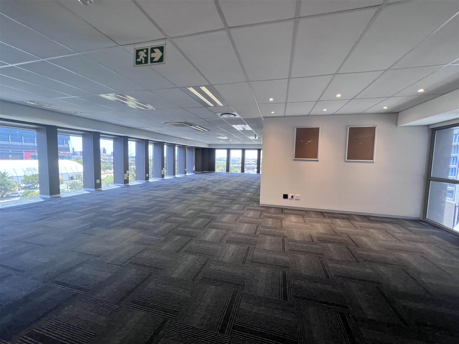 765  m² Commercial space in Cape Town City Centre photo number 22