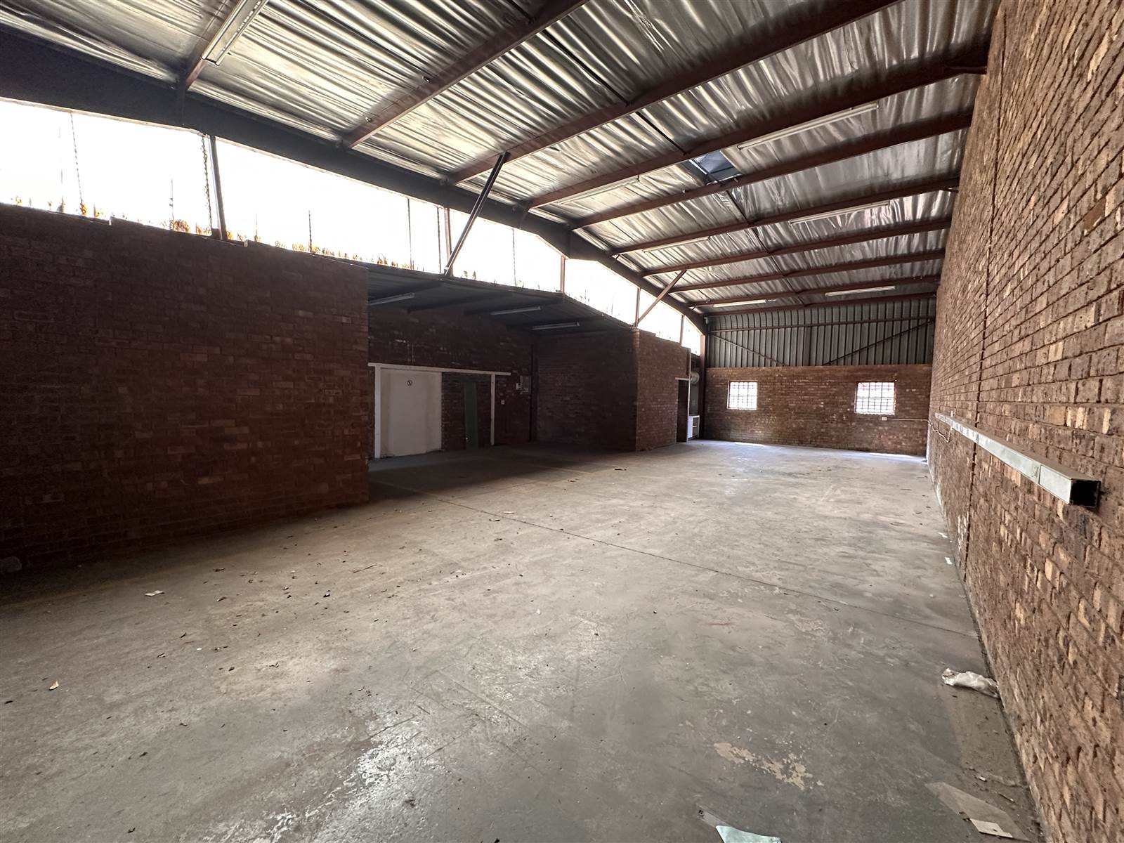 172  m² Industrial space in Wadeville photo number 11