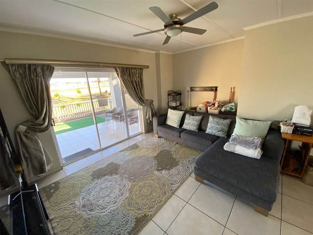 3 Bed Townhouse in Riverspray Lifestyle Estate photo number 2