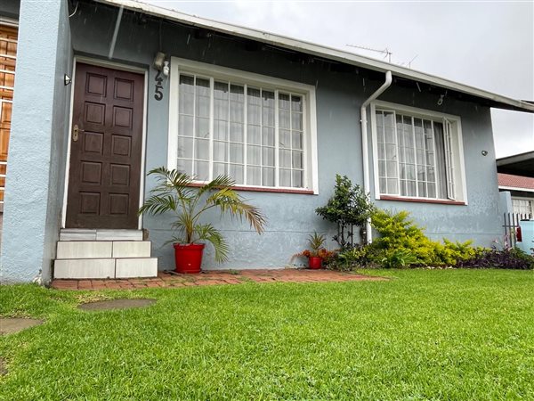2 Bedroom Townhouse 2 Bedroom Townhouse