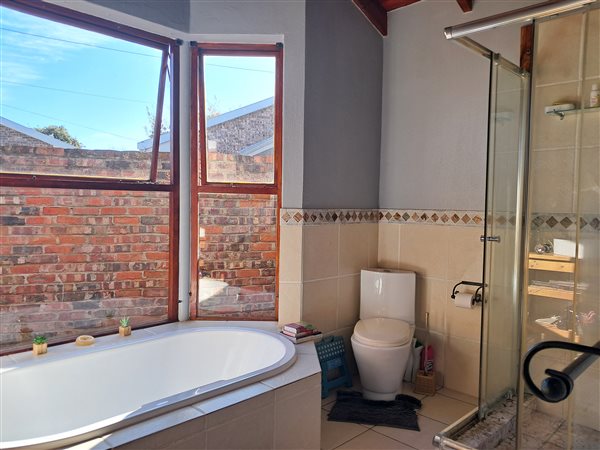 3 Bedroom House 3 Bedroom House