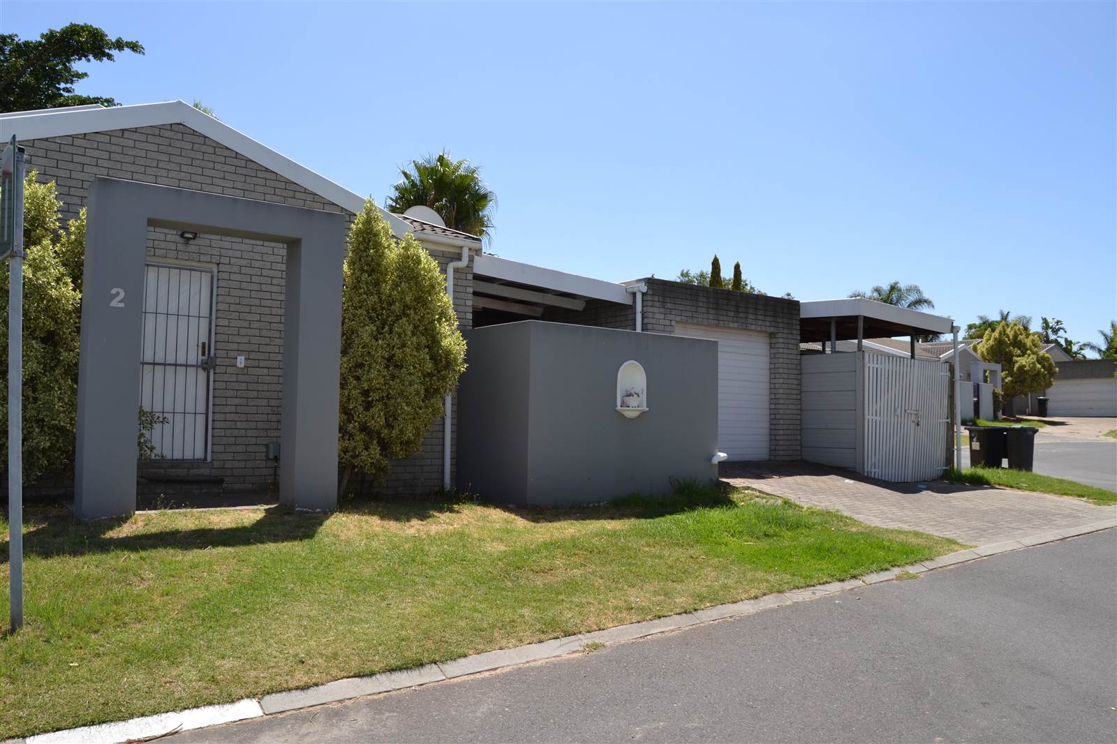 2 Bed House in Vredekloof Heights photo number 1