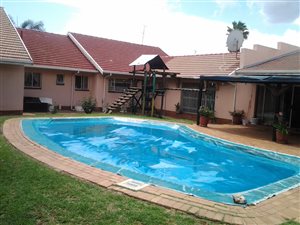 4 Bed House in Selcourt