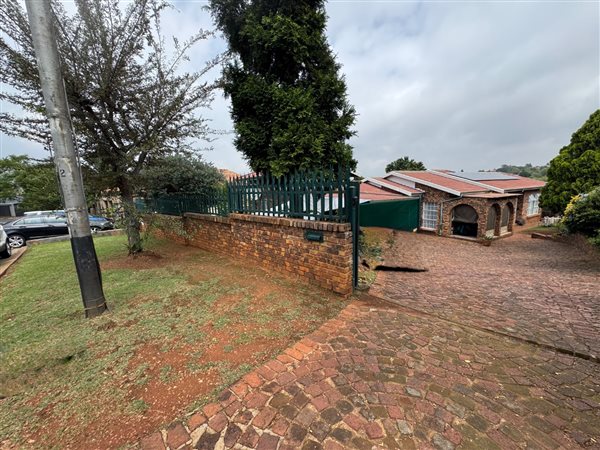 3 Bedroom House 3 Bedroom House