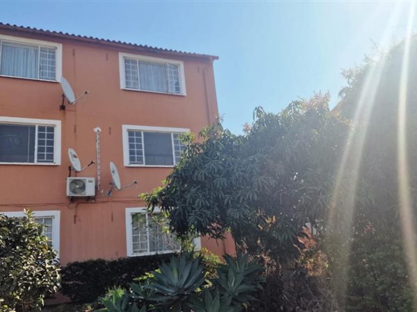 2 Bedroom Flat 2 Bedroom Flat