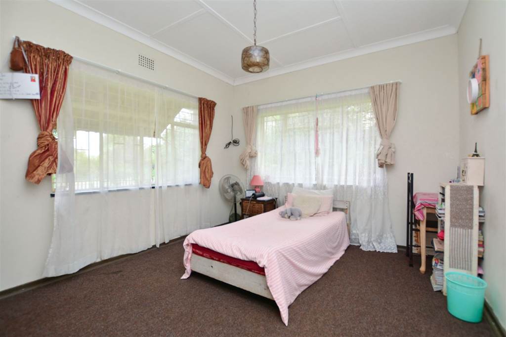 3 Bed House in Baillie Park photo number 9