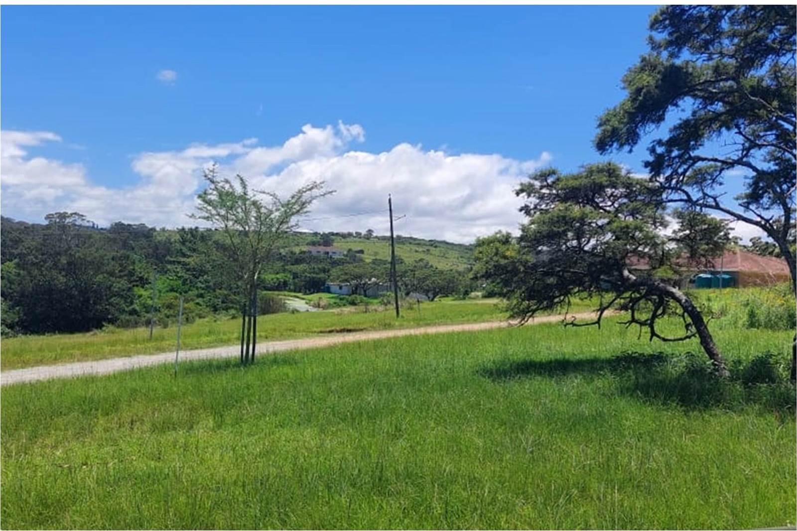 1066 m² Land available in Kwelera photo number 5