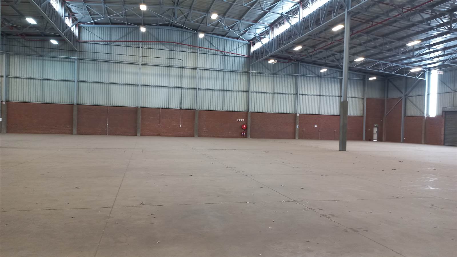 2948  m² Industrial space in Pomona photo number 8