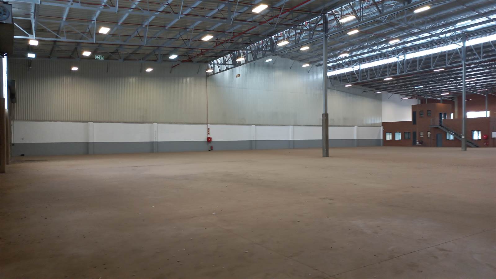 2948  m² Industrial space in Pomona photo number 11