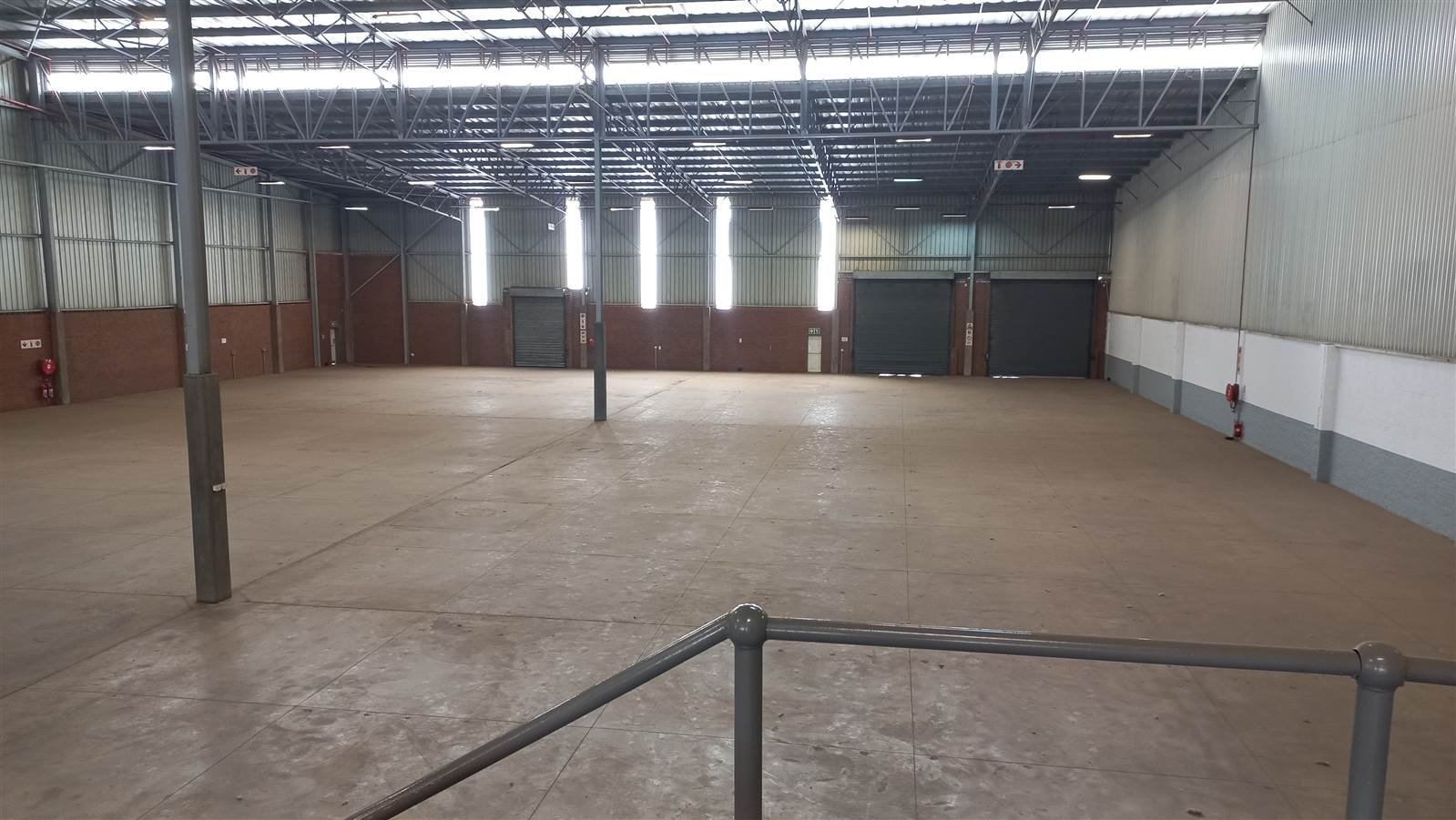 2948  m² Industrial space in Pomona photo number 10